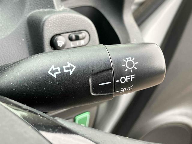フィットシャトル １５Ｘ　４ＷＤ　ＥＴＣ　バックカメラ　ナビ　アルミホイール　電動格納ミラー　ＡＴ　盗難防止システム　衝突安全ボディ　ＡＢＳ　ＣＤ　エアコン　パワーステアリング　パワーウィンドウ（45枚目）