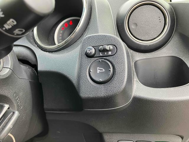 フィットシャトル １５Ｘ　４ＷＤ　ＥＴＣ　バックカメラ　ナビ　アルミホイール　電動格納ミラー　ＡＴ　盗難防止システム　衝突安全ボディ　ＡＢＳ　ＣＤ　エアコン　パワーステアリング　パワーウィンドウ（48枚目）