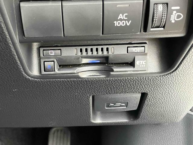 アクア Ｚ　ドライブレコーダー　ＥＴＣ　全周囲カメラ　ナビ　クリアランスソナー　オートクルーズコントロール　レーンアシスト　衝突被害軽減システム　オートマチックハイビーム　オートライト　ＬＥＤヘッドランプ（5枚目）