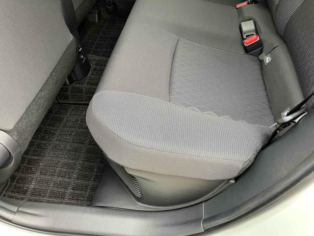 アクア Ｚ　ドライブレコーダー　ＥＴＣ　全周囲カメラ　ナビ　クリアランスソナー　オートクルーズコントロール　レーンアシスト　衝突被害軽減システム　オートマチックハイビーム　オートライト　ＬＥＤヘッドランプ（37枚目）