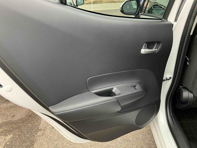 アクア Ｚ　ドライブレコーダー　ＥＴＣ　全周囲カメラ　ナビ　クリアランスソナー　オートクルーズコントロール　レーンアシスト　衝突被害軽減システム　オートマチックハイビーム　オートライト　ＬＥＤヘッドランプ（39枚目）