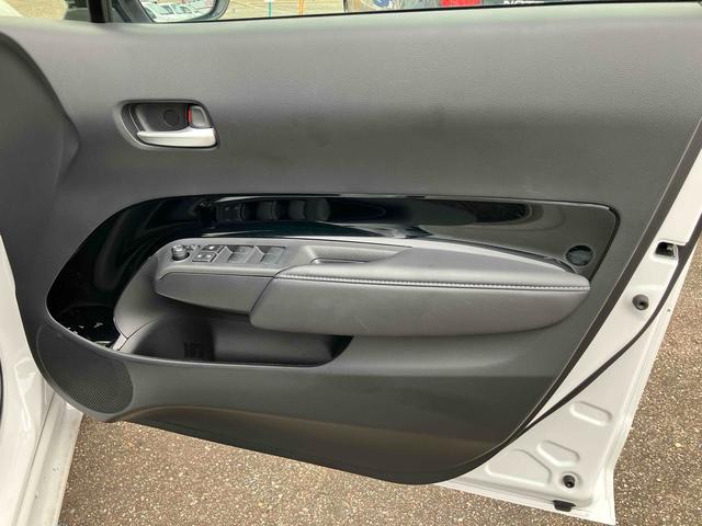 アクア Ｚ　ドライブレコーダー　ＥＴＣ　全周囲カメラ　ナビ　クリアランスソナー　オートクルーズコントロール　レーンアシスト　衝突被害軽減システム　オートマチックハイビーム　オートライト　ＬＥＤヘッドランプ（54枚目）