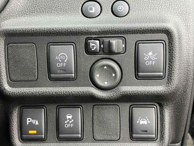 ノート Ｘ　Ｖセレクション　バックカメラ　ＴＶ　クリアランスソナー　オートクルーズコントロール　レーンアシスト　衝突被害軽減システム　オートライト　スマートキー　アイドリングストップ　電動格納ミラー　ＣＶＴ　盗難防止システム（9枚目）