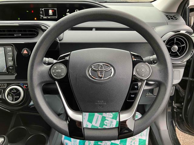 アクア Ｓスタイルブラック　バックカメラ　ナビ　ＴＶ　クリアランスソナー　レーンアシスト　衝突被害軽減システム　オートマチックハイビーム　オートライト　スマートキー　アイドリングストップ　電動格納ミラー　ＣＶＴ　盗難防止システム（3枚目）