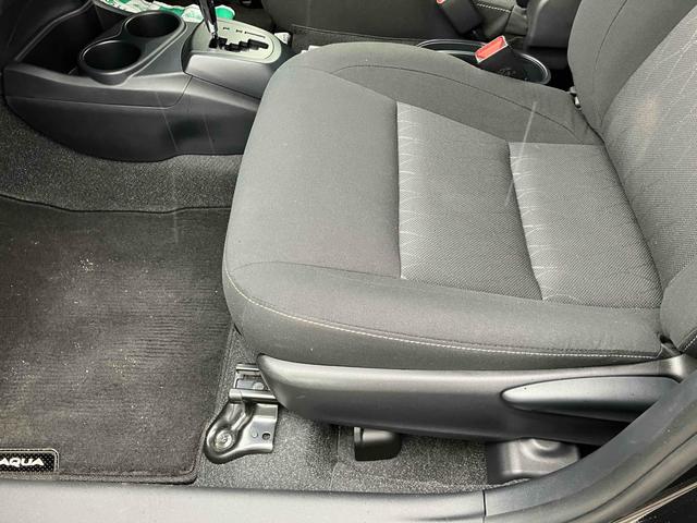 アクア Ｓスタイルブラック　バックカメラ　ナビ　ＴＶ　クリアランスソナー　レーンアシスト　衝突被害軽減システム　オートマチックハイビーム　オートライト　スマートキー　アイドリングストップ　電動格納ミラー　ＣＶＴ　盗難防止システム（41枚目）
