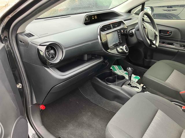 アクア Ｓスタイルブラック　バックカメラ　ナビ　ＴＶ　クリアランスソナー　レーンアシスト　衝突被害軽減システム　オートマチックハイビーム　オートライト　スマートキー　アイドリングストップ　電動格納ミラー　ＣＶＴ　盗難防止システム（42枚目）