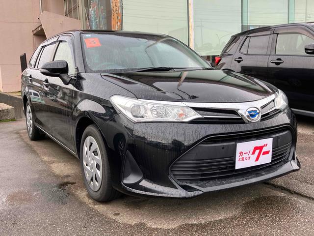 カローラフィールダー ハイブリッド　ＥＸ　ドライブレコーダー　衝突被害軽減システム　スマートキー　電動格納ミラー　ＣＶＴ　盗難防止システム　衝突安全ボディ　ＡＢＳ　ＥＳＣ　エアコン　パワーステアリング　パワーウィンドウ　運転席エアバッグ（6枚目）