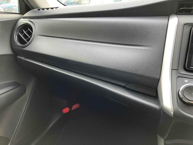 カローラフィールダー ハイブリッド　ＥＸ　ドライブレコーダー　衝突被害軽減システム　スマートキー　電動格納ミラー　ＣＶＴ　盗難防止システム　衝突安全ボディ　ＡＢＳ　ＥＳＣ　エアコン　パワーステアリング　パワーウィンドウ　運転席エアバッグ（26枚目）