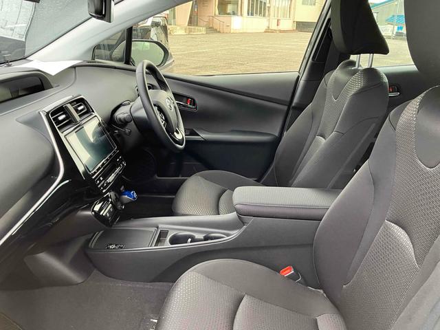 ご覧いただきありがとうございます♪気になったお車がありましたらお気軽にお電話をください♪