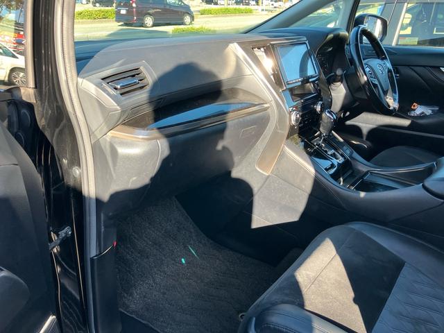 ヴェルファイア 2.5Z Gエディション 後席モニター(33枚目)