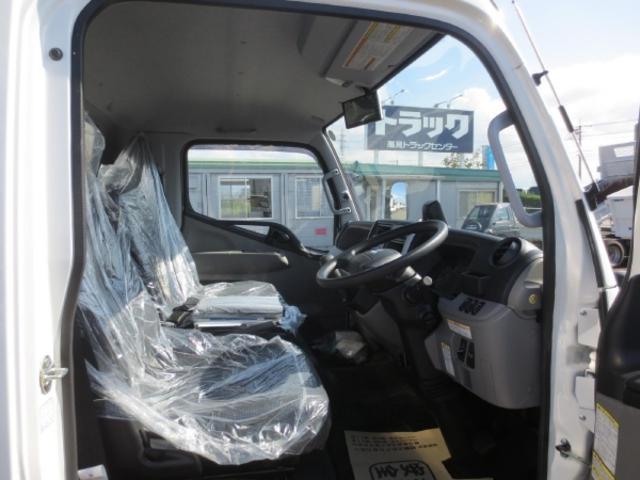 キャンター ワイドキャブロング全低床 3.5t ドライバンゲート付(16枚目)