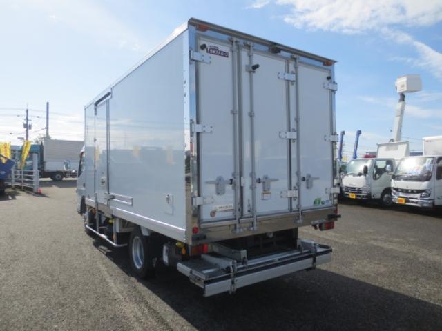 キャンター ロング 2t 冷蔵冷凍車ゲート付(3枚目)