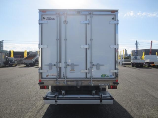 キャンター ロング 2t 冷蔵冷凍車ゲート付(8枚目)