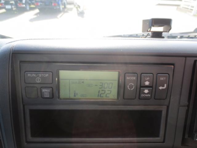 キャンター ロング 2t 冷蔵冷凍車ゲート付(11枚目)