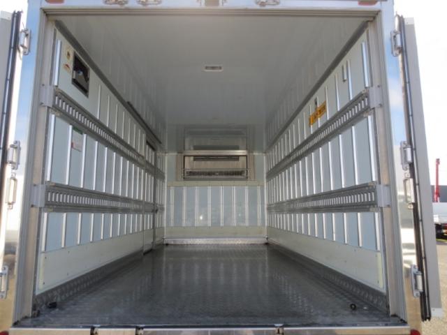 キャンター ロング 2t 冷蔵冷凍車ゲート付(16枚目)
