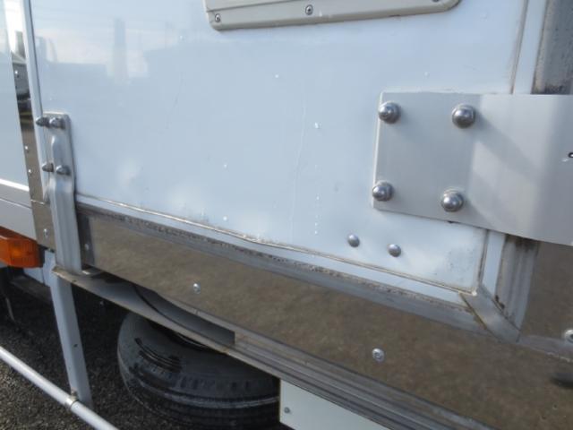 キャンター ロング 2t 冷蔵冷凍車ゲート付(27枚目)