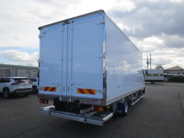 ファイター 4t 冷蔵冷凍車ゲート付(2枚目)