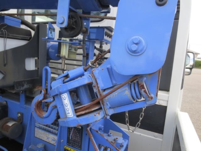 デュトロ セミロング全低床 2t 簡易クレーン付(13枚目)