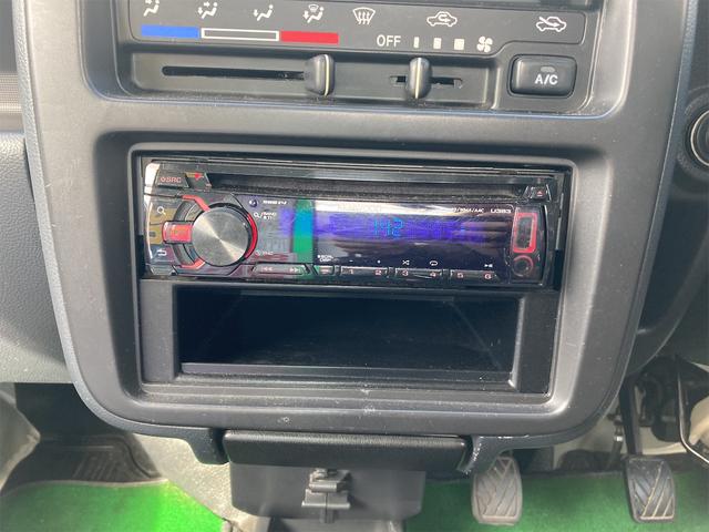 キャリイトラック ＫＣ　４ＷＤ　軽トラック　ＭＴ　エアコン　パワーステアリング　ＣＤ　ＵＳＢ　ミュージックプレイヤー接続可（11枚目）