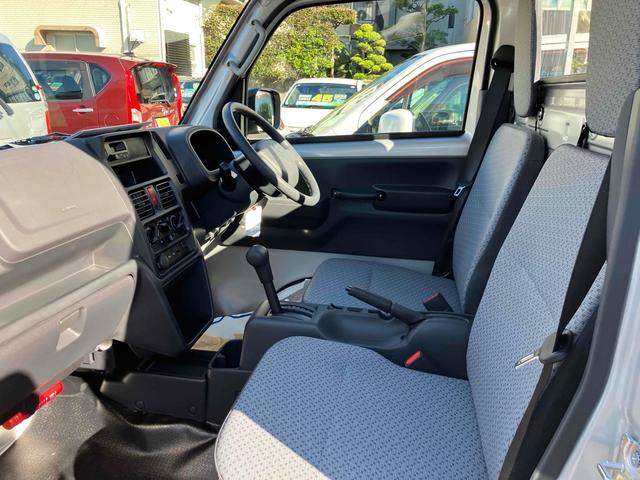 キャリイトラック KCエアコン・パワステ 4WD 軽トラック AT クリアランスソナー アイドリングストップ オートライト ESC エアコン パワーステアリング パワーウィンドウ(11枚目)