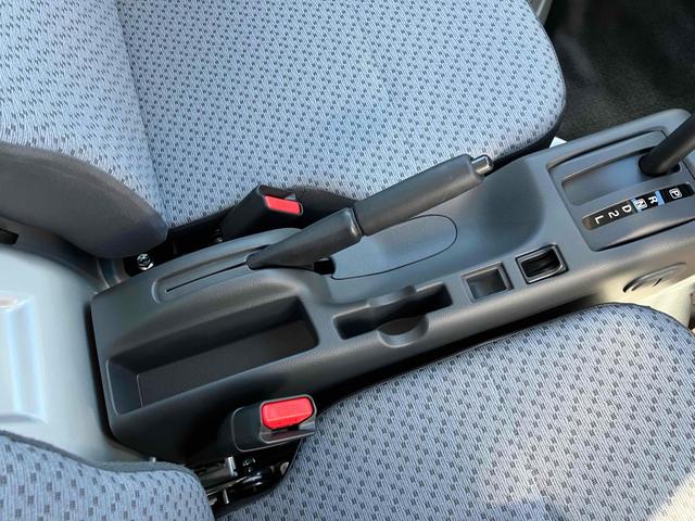 キャリイトラック KCエアコン・パワステ 4WD 軽トラック AT クリアランスソナー アイドリングストップ オートライト ESC エアコン パワーステアリング パワーウィンドウ(27枚目)