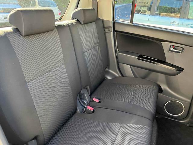 ワゴンＲスティングレー Ｘ　ＥＴＣ　ナビ　ＴＶ　ＨＩＤ　スマートキー　ベンチシート　ＣＶＴ　盗難防止システム　ＡＢＳ　ＣＤ　ＵＳＢ　ミュージックプレイヤー接続可　アルミホイール　衝突安全ボディ　エアコン　パワーステアリング（14枚目）