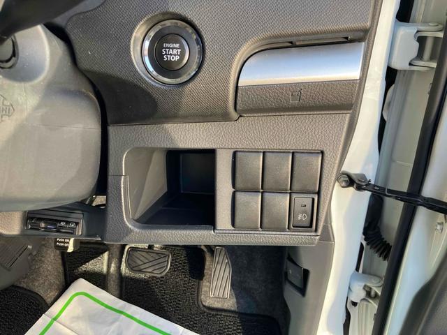 ワゴンＲスティングレー Ｘ　ＥＴＣ　ナビ　ＴＶ　ＨＩＤ　スマートキー　ベンチシート　ＣＶＴ　盗難防止システム　ＡＢＳ　ＣＤ　ＵＳＢ　ミュージックプレイヤー接続可　アルミホイール　衝突安全ボディ　エアコン　パワーステアリング（35枚目）