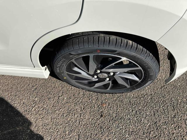 ワゴンＲスティングレー Ｘ　ＥＴＣ　ナビ　ＴＶ　ＨＩＤ　スマートキー　ベンチシート　ＣＶＴ　盗難防止システム　ＡＢＳ　ＣＤ　ＵＳＢ　ミュージックプレイヤー接続可　アルミホイール　衝突安全ボディ　エアコン　パワーステアリング（43枚目）