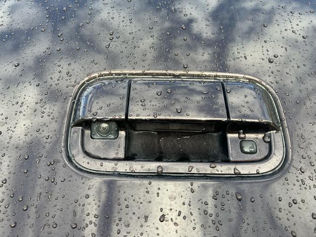 ワゴンR 20周年記念車 メモリーナビ 地デジTV バックカメラ HIDヘッドライト スマートキー アルミホイール 運転席シートヒーター 運転席・助手席エアバック ABS 横滑り防止 盗難防止システム(9枚目)