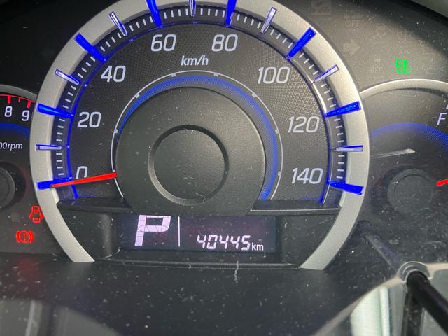 ワゴンR 20周年記念車 メモリーナビ 地デジTV バックカメラ HIDヘッドライト スマートキー アルミホイール 運転席シートヒーター 運転席・助手席エアバック ABS 横滑り防止 盗難防止システム(35枚目)