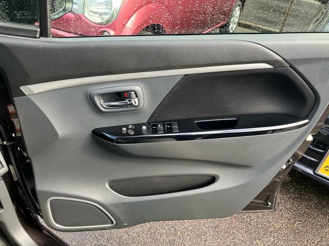 ワゴンR 20周年記念車 メモリーナビ 地デジTV バックカメラ HIDヘッドライト スマートキー アルミホイール 運転席シートヒーター 運転席・助手席エアバック ABS 横滑り防止 盗難防止システム(38枚目)