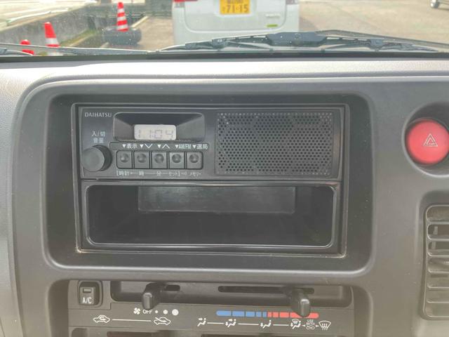 ハイゼットトラック エアコン・パワステ　スペシャル　４ＷＤ　軽トラック　ＭＴ　エアコン　パワーステアリング（22枚目）