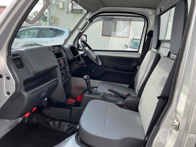 キャリイトラック ＫＣエアコン・パワステ　４ＷＤ　ＡＴ　アルミホイール　エアコン　パワーステアリング（12枚目）