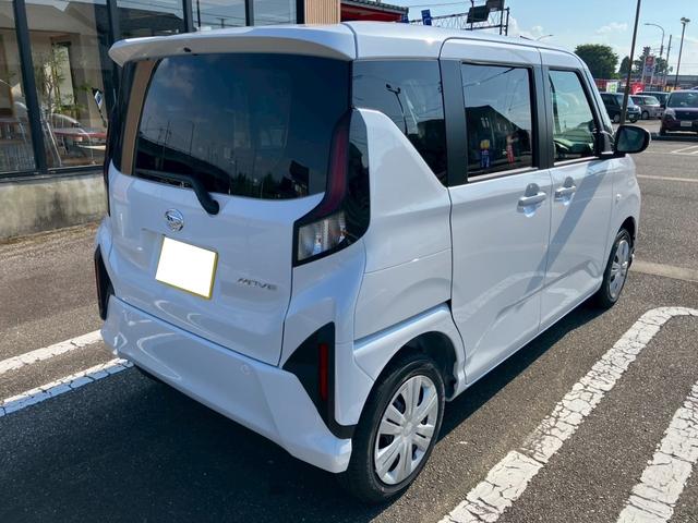 ムーヴ Ｘ　９インチディスプレイオーディオ　衝突被害軽減システム　片側電動スライドドア　パークアシスト　ＥＳＣ　プッシュスタート　バックカメラ（4枚目）