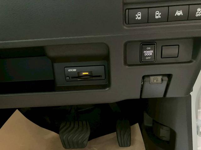 デリカミニ T プレミアム デリマルパッケージ 4WD 12.3インチディスプレイ ルーフレール LEDヘッドランプ 両側パワースライド 3Dマルチアラウンドモニター デジタルルームミラー 前後ドライブレコーダー ETC2.0(4枚目)