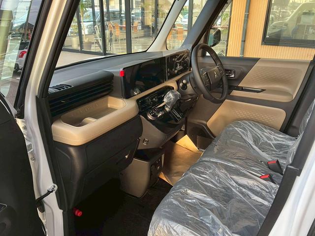 デリカミニ T プレミアム デリマルパッケージ 4WD 12.3インチディスプレイ ルーフレール LEDヘッドランプ 両側パワースライド 3Dマルチアラウンドモニター デジタルルームミラー 前後ドライブレコーダー ETC2.0(17枚目)