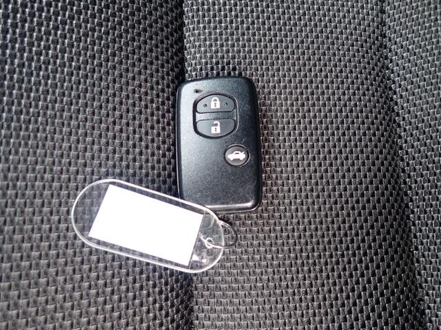 ８６ ＧＴ　スマートキー　純正１７ＡＷ　社外ＳＤナビ　フルセグ　Ｂｌｕｅｔｏｏｔｈ　バックカメラ　ＥＴＣ　パドルシフト　ＨＩＤヘッドライト　ＦＯＧランプ（15枚目）