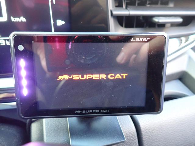 ノート X FOUR 4WD eーPOWER プロパイロット 純正メモリーナビ フルセグ アラウンドビューモニター 置くだけ充電 ETC 純正16AW 純正EGスターター レザーシート シートヒーター LEDヘッドライト(20枚目)