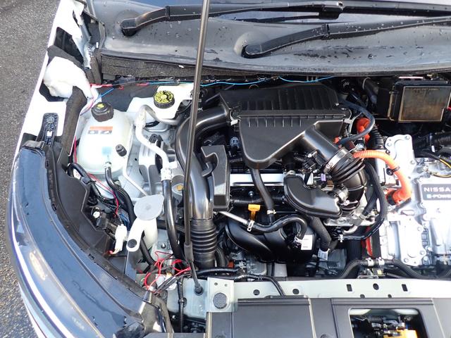 ノート X FOUR 4WD eーPOWER プロパイロット 純正メモリーナビ フルセグ アラウンドビューモニター 置くだけ充電 ETC 純正16AW 純正EGスターター レザーシート シートヒーター LEDヘッドライト(26枚目)