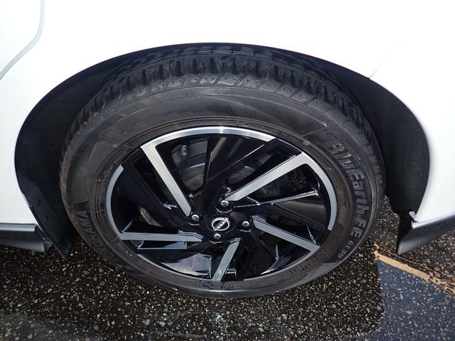 ノート X FOUR 4WD eーPOWER プロパイロット 純正メモリーナビ フルセグ アラウンドビューモニター 置くだけ充電 ETC 純正16AW 純正EGスターター レザーシート シートヒーター LEDヘッドライト(31枚目)