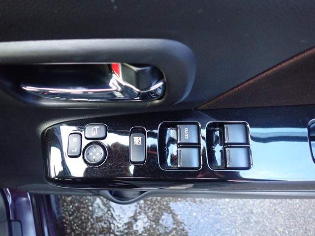 ワゴンRスティングレー ハイブリッドX スズキブレーキサポート レーンキープアシスト スマートキー 社外SDナビ 地デジ Bluetooth Bカメラ 全方位カメラ シートヒーター LEDヘッドライト FOG 純正15AW オートAC(13枚目)