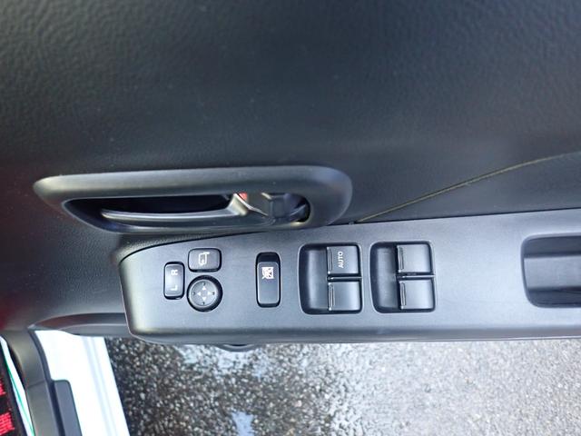 ワゴンR ハイブリッドFX キーレス 社外SDナビ ワンセグ Bluetooth ETC オートエアコン シートヒーター 横滑り防止装置 盗難防止装置(12枚目)