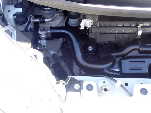 ムーヴキャンバス Ｘメイクアップリミテッド　ＳＡＩＩＩ　スマートキー　純正ＳＤナビ　フルセグ　Ｂｌｕｅｔｏｏｔｈ　全周囲カメラ　バックカメラ　両側パワースライドドア　オートハイビーム　衝突被害軽減ブレーキ　横滑り防止装置　盗難防止装置　障害物センサー（20枚目）