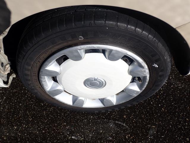 ムーヴキャンバス Ｘメイクアップリミテッド　ＳＡＩＩＩ　スマートキー　純正ＳＤナビ　フルセグ　Ｂｌｕｅｔｏｏｔｈ　全周囲カメラ　バックカメラ　両側パワースライドドア　オートハイビーム　衝突被害軽減ブレーキ　横滑り防止装置　盗難防止装置　障害物センサー（24枚目）