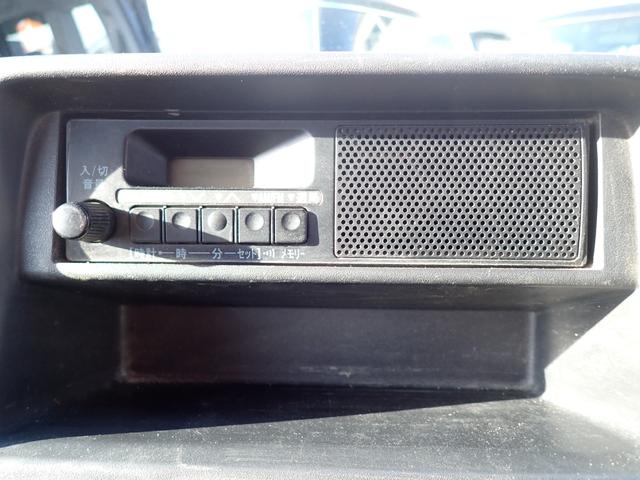 キャリイトラック ＫＸ　４ＷＤ　エアコン　パワステ　三方開　ラジオ　ＡＢＳ　エアーバッグ（17枚目）