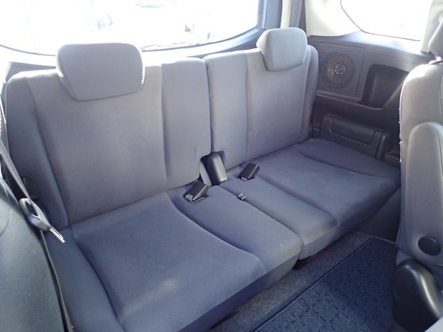 フリード Ｇ　エアロ　Ｌパッケージ　キーレス　両側パワースライドドア　ＨＩＤヘッドライト　社外ＳＤナビ　フルセグ　Ｂｌｕｅｔｏｏｔｈ　バックカメラ　ＥＴＣ　３列シート　フルフラットシート　オートエアコン　純正１５ＡＷ　純正エアロ（12枚目）