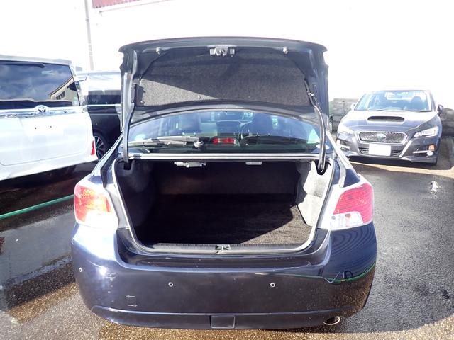 インプレッサＧ４ ２．０ｉアイサイト　４ＷＤ　スマートキー　本革シート　ＨＩＤヘッドライト　純正１６ＡＷ　純正ＨＤＤナビ　フルセグ　Ｂｌｕｅｔｏｏｔｈ　Ｂカメラ　ＥＴＣ　ドラレコ　障害物センサー　衝突被害軽減ブレーキ　クルーズコントロール（6枚目）