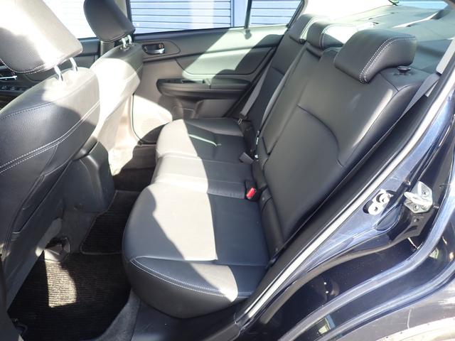 インプレッサＧ４ ２．０ｉアイサイト　４ＷＤ　スマートキー　本革シート　ＨＩＤヘッドライト　純正１６ＡＷ　純正ＨＤＤナビ　フルセグ　Ｂｌｕｅｔｏｏｔｈ　Ｂカメラ　ＥＴＣ　ドラレコ　障害物センサー　衝突被害軽減ブレーキ　クルーズコントロール（10枚目）