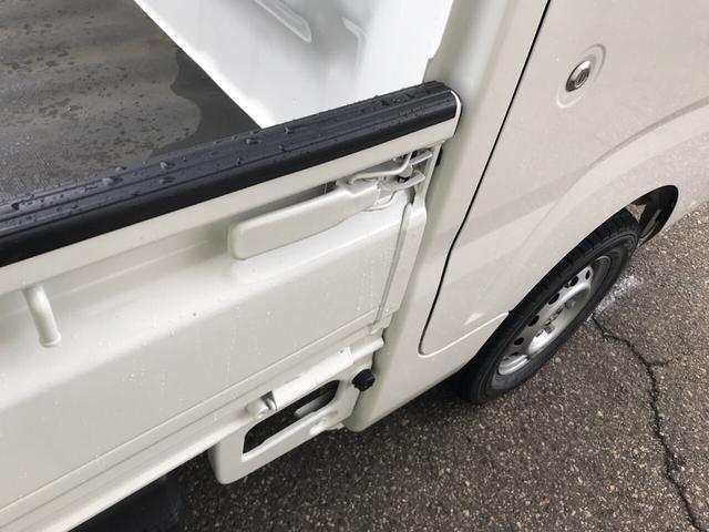 スタンダード 4WD 届出済未使用車(10枚目)