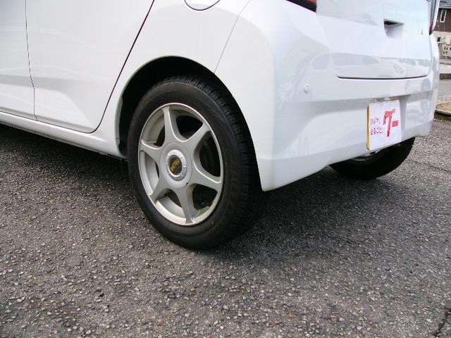 ミライース Ｌ　ＳＡＩＩＩ　スマートアシスト３（衝突回避支援ブレーキ、衝突警報、車線逸脱警報、前後誤発進抑制制御、先行車発進お知らせ、コーナーセンサー前後、　オートハイビーム）　キーレス　ＥＴＣ　アルミホイール　スタッドレス付き（32枚目）